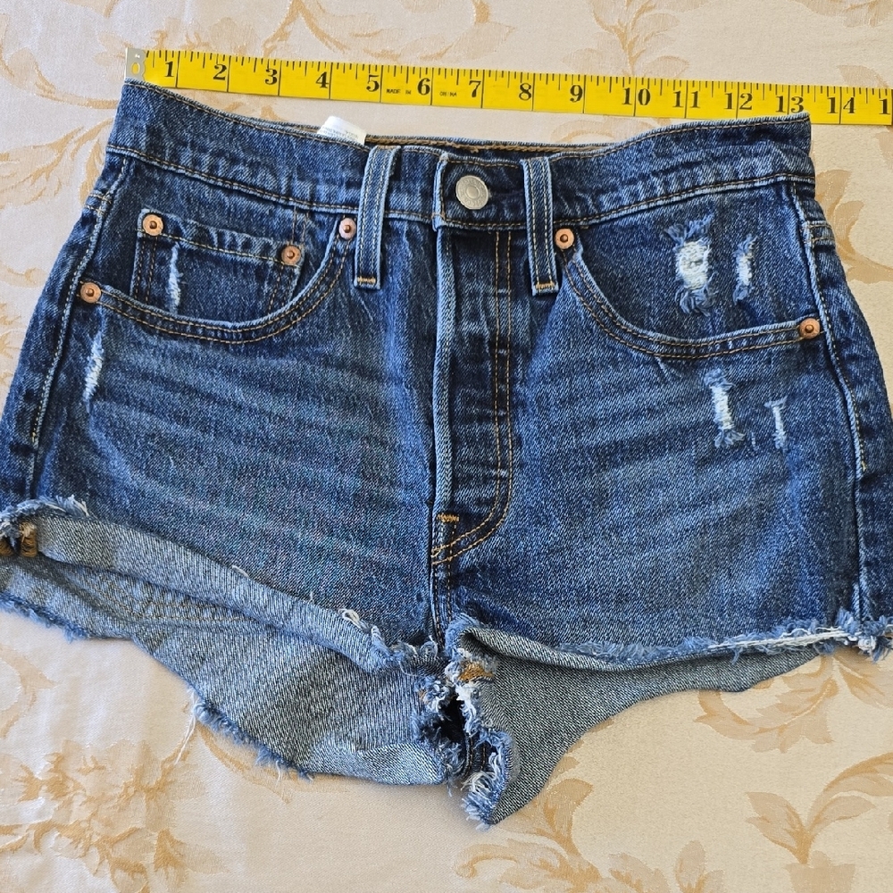 Levi's White Mid Rise Rolled-Hem Shorts & Distressed Blue Denim Cutoffs - Picture 7 of 9